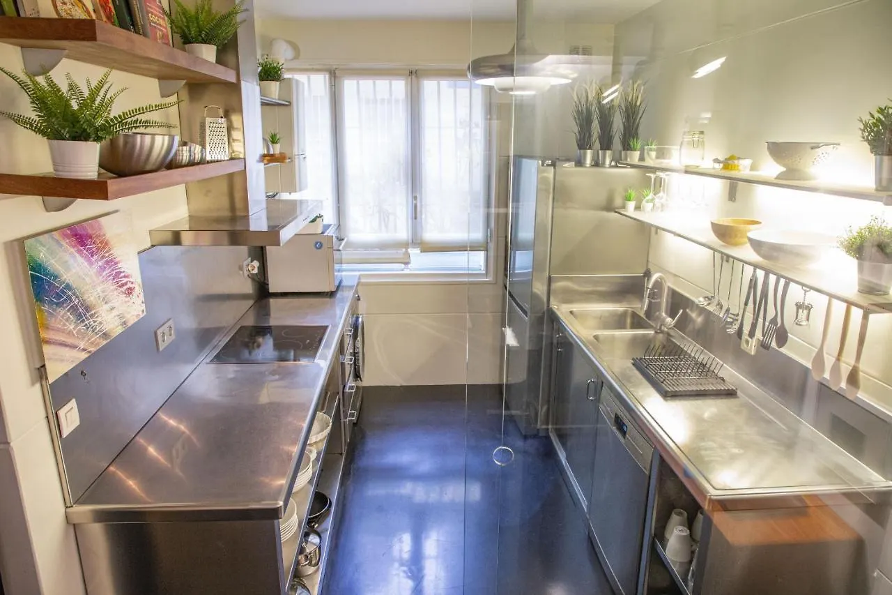 Bauhaus Apartment By People Rentals Bilbao 0*,  España